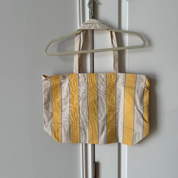 NWOT Sezane BONJOUR LOS ANGELES Yellow/Cream Striped Tote - Picture 2 of 4